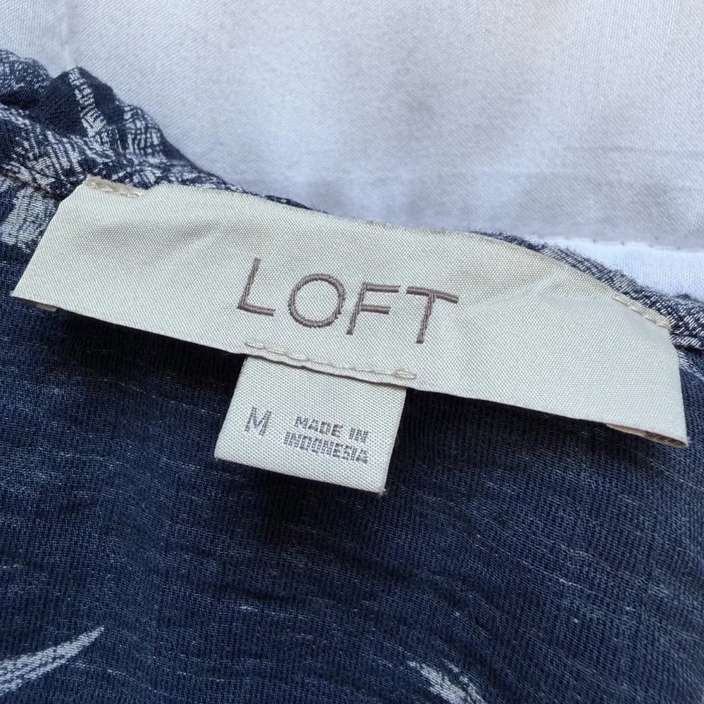 LOFT Women's Navy/White Floral V-Neck Puff Short Sleeve Ruffle Blouse M Summer